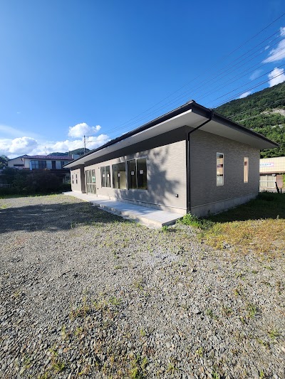 源泉かけ流し・ラジウム岩盤浴、コミック１万冊・水林亭