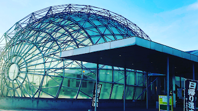 ゆ～ぷるにらさき