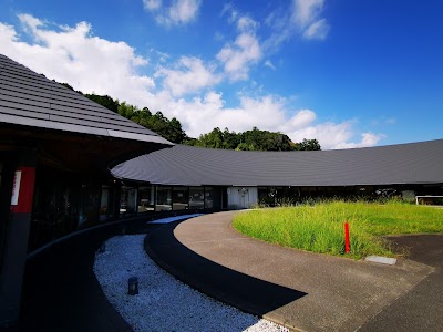 さがら子生れ温泉会館